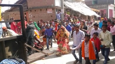 Photo of कलीनगर से माता का यज्ञ करवा कर बड़े ही धूमधाम से माता पूर्णागिरी के पावन धाम उत्तराखंड को रवाना हुई पदयात्रा झंडी।