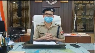 Photo of शादीशुदा प्रेमी ने युवती के घर के सामने जाकर खुद के ऊपर लगाई आग । पुलिस ने युवक को गम्भीर हालत में अस्पताल में कराया भर्ती।