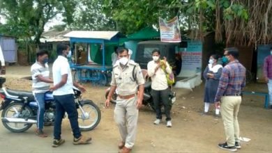 Photo of नायब तहसीलदार और पुलिस की संयुक्त कार्रवाई
