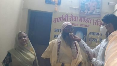 Photo of कन्या पूजन के साथ यज्ञ की हुई पूर्णाहुति, एन डि बाबा बर्फानी ने किया अन्न ग्रहण।