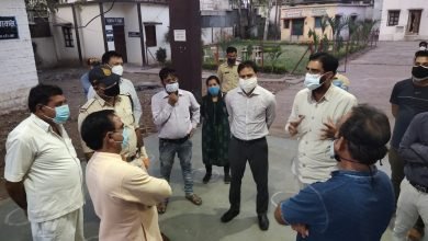 Photo of कोविड केयर सेंटर का प्रभारी मंत्री ने किया निरीक्षण