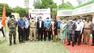 Photo of त्रिस्तरीय पंचायत निर्वाचन 2021 के दृष्टिगत पुलिस अधीक्षक पीलीभीत की अध्यक्षता में भारत एवं नेपाल राष्ट्र के अधिकारियों के बीच सुरक्षा प्रबंध एवं अंतर्राष्ट्रीय सीमा संबंधी बैठक आयोजित की गई।