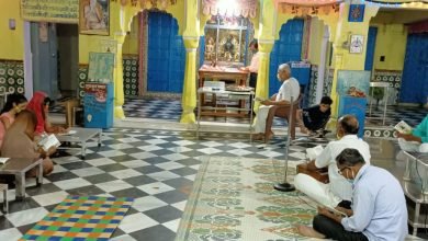 Photo of कोविड गाइडलाइंस का पालन कर महावीर स्वामी का मनाया जन्मोत्सव भगवान महावीर से कोरोना मुक्ति की प्रार्थना की गयी सुरेन्द्र जैन बंटी बने भारतीय जैन मिलन शाखा के नरवर अध्यक्ष