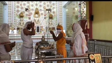 Photo of महावीर जयंती पर बालिकाओ ने घरों ने रहकर बनाई रंगोली