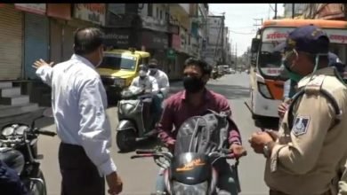 Photo of इंदौर में लगातार आम आदमी से जनता कर्फ्यू का पालन करवाया जा रहा है