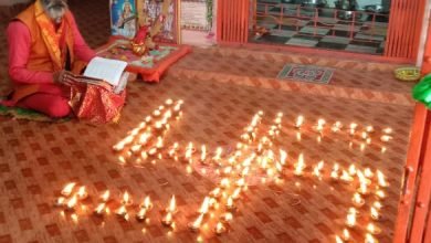 Photo of पंचमुखी हनुमान मंदिर मे महा आरती के भक्तों को लाइव दर्शन कराएं