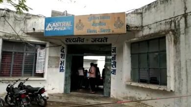 Photo of भिण्ड पुलिस ने दो इनामी लुटेरे बदमाशो का किया शार्ट एनकाउंटर,सरेंडर न कर भागने पर पैरों में मारी गोली।