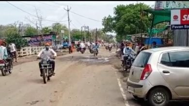 Photo of बांदरी में नहीं किया जा रहा जिला दंडाधिकारी के निर्देशों का पालन, लोग खुलेआम उड़ा रहे नियमो की धज्जियां।