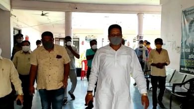 Photo of तेंदूखेड़ा।स्वर्गीय पूर्व प्रधानमंत्री राजीव गांधी की पुण्यतिथि पर सर्व सुविधा युक्त दो एंबुलेंस सामुदायिक स्वास्थ्य केंद्र तेंदूखेड़ा एवं रोसरा को प्रदान करने की घोषणा