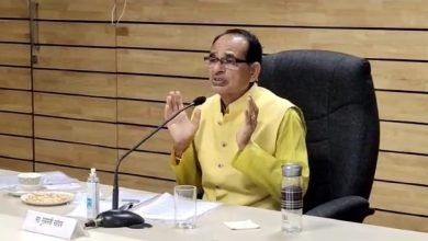 Photo of इंदौर। कोरोना समीक्षा बैठक में शासन प्रशासन के प्रमुख लोगों के साथ मुख्यमंत्री ने की चर्चा
