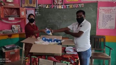 Photo of जुन्नारदेव। अक्षिता कार्यक्रम के अंतर्गत शहरी परियोजना छिन्‍दवाड़ा में मास्‍क व सेनिटाईजर का वितरण।