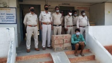 Photo of टीकमगढ़। खरगापुर पुलिस ने 8 पेटी अवैध शराब की जप्त, आरोपी को किया गिरफ्तार।