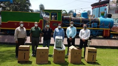 Photo of रतलाम। अजमेरा परिवार व दिगम्बर जैन संघ नॉर्दर्न कैलीफोर्निया ने रतलाम के रेलवे अस्पताल को दिए पांच आक्सीजन कंसन्ट्रेटर