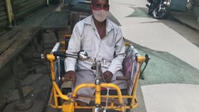 Photo of गढ़ाकोटा। दिव्यांग रघुनाथ दिल्ली से 18 दिन में ट्राई साइकिल से पहुंचा गढ़ाकोटा