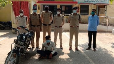 Photo of जतारा पुलिस को मिली सफलता चोरी की मोटरसाइकिल सहित आरोपी को किया गिरफ्तार