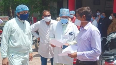 Photo of रतलाम कलेक्टर ने बाल चिकित्सालय में कोविड केयर व्यवस्था का निरीक्षण किया