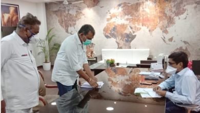 Photo of रतलाम।शहर कांग्रेस कमेटी ने जनता के हित में निर्णय लेते हुए विभिन्न मांगों का ज्ञापन कलेक्टर कुमार पुरुषोत्तम को सौंपा