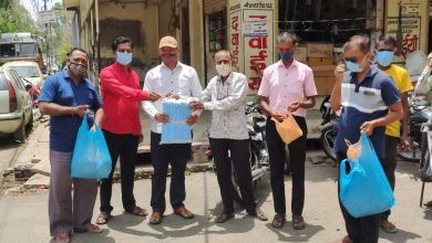 Photo of झाबुआ। जिला टेन्ट-लाइट एसोसिएशन ने मास्क एवं कोरोना रक्षा पोटली का किया वितरण ,अन्य कई संगठन भी आगे आए।