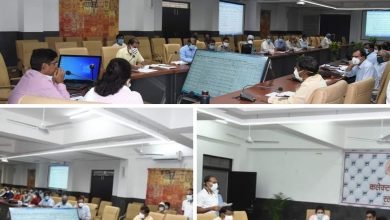 Photo of  रतलाम। कार्यो की धीमी प्रगति पर कलेक्टर ने नाराजगी व्यक्त की। सांसद, विधायक निधि एवं जनभागीदारी के कार्यों को पूर्ण करने में जिम्मेदारी तय करें।