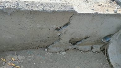 Photo of देवरीकलां (सागर)। घटिया मटेरियल से किया जा रहा देवरी रसेना सडक पर गुणवत्ता हीन नाली का निर्माण। ठेकेदार द्वारा घटिया निर्माण कार्य बना लोगों की समस्या का कारण।