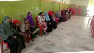Photo of थान्दला(झाबुआ)। एस.डी.एम. मेडम परस्ते के अथक प्रयासों से मदरसा मे करोना वेक्सिन केम्प का सफ़ल रहा आयोजन।