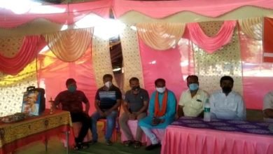 Photo of डिंडौरी l नगर परिषद अध्यक्ष टीकाकरण महाअभियान का किया शुभारंभ वैक्सीन लगवाने आए लोगों तिलक बंधन कर स्वागत वैक्सीन लगवाने आए लोगों तिलक बंधन कर स्वागत।