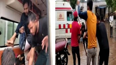 Photo of आरोन (गुना) । बिग ब्रेकिंग – आरोन सिरोंज रोड पर भयानक एक्सीडेंट में तीन लोग गंभीर रूप से घायल।