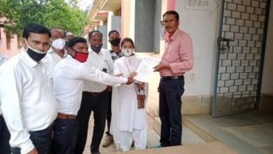 Photo of पुष्पराजगढ़ । नेमावर हत्याकांड पर आक्रोशित समुदाय ने राज्यपाल के नाम पुष्पराजगढ़ एसडीएम को सौंपा ज्ञापन।