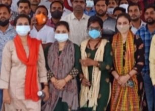 Photo of कैलारस (मुरैना)| पटवारियों का आंदोलन , भू – अभिलेख को छोड़कर अन्य कार्यों से रहेंगे दूर , माँगे नहीं मानी तो 10 से कलम बन्द हड़ताल।