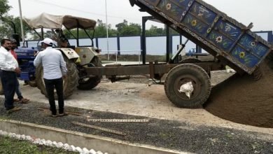 Photo of पुष्पराजगढ़। मां नर्मदा जी की छाती छलनी करने वाले रेत मफियाओं ने पत्रकार से की गाली गलौज दी जान से मारने की धमकी।