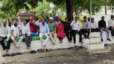 Photo of देवरीकलां(सागर)-संयुक्त मोर्चा की दूसरे दिन जारी रही अनिश्चितकालीन हड़ताल बंद रहा कामकाज|