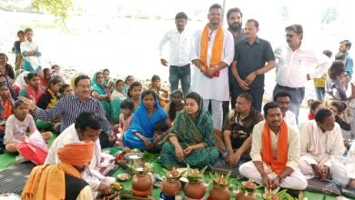 Photo of सांसद ने ग्राम पोंडी में किया खण्ड स्तरीय जल अभिषेक अभियान का शुभारंभ